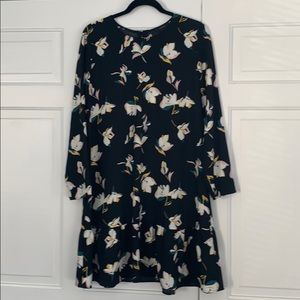 Like new Halogen dress. Worn once!